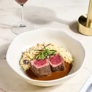 Lomo Primavera Malanga del Trópico, Comida de Mar en Medellin, restaurante para celebraciones en medellín